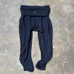 Lululemon Cropped Joggers